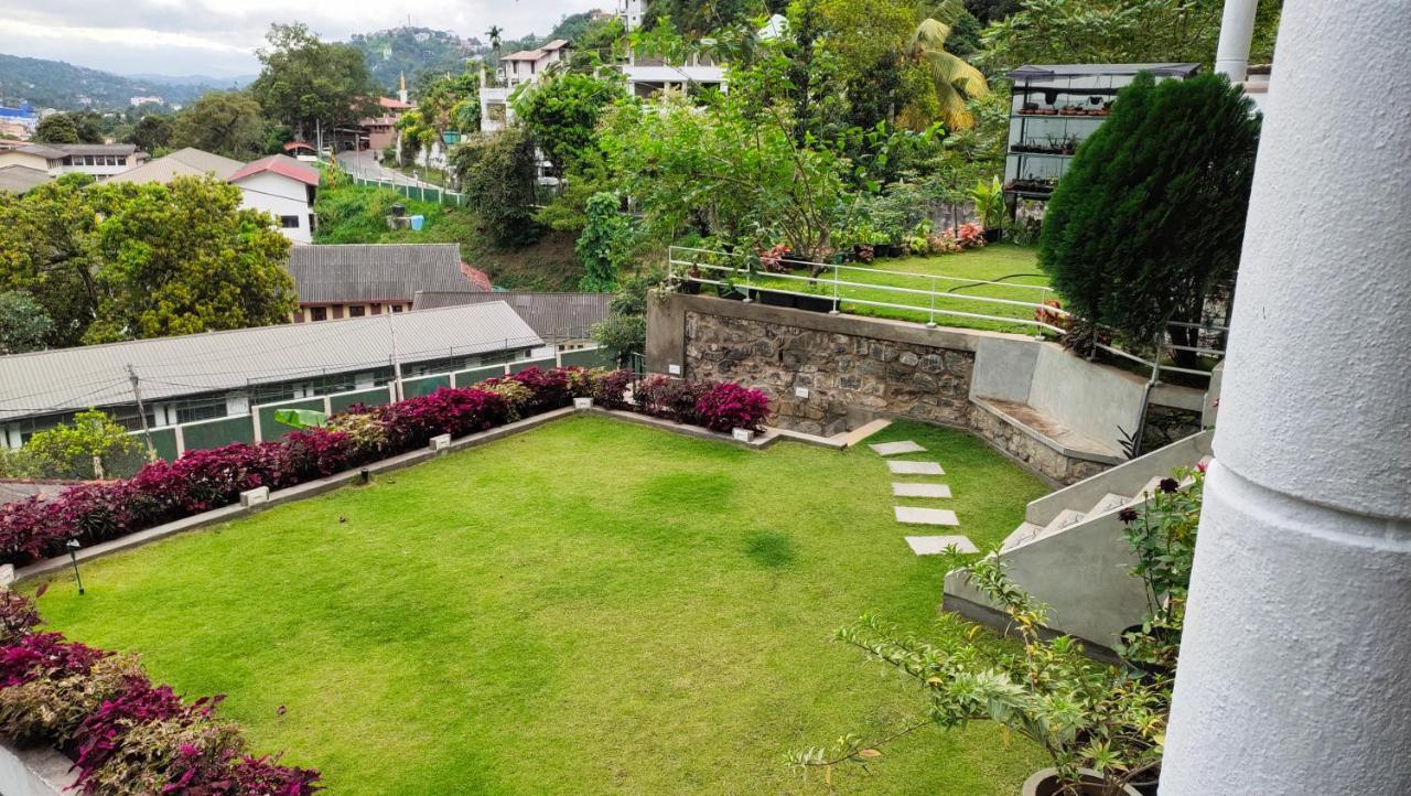 Marvel Hills Kandy Exterior foto
