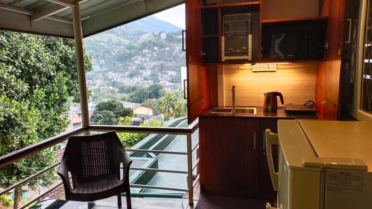 Marvel Hills Kandy Exterior foto