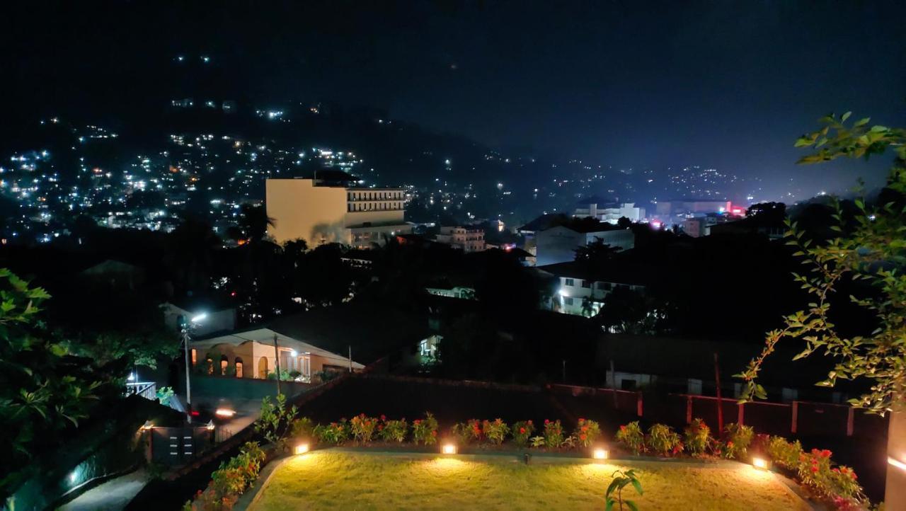 Marvel Hills Kandy Exterior foto