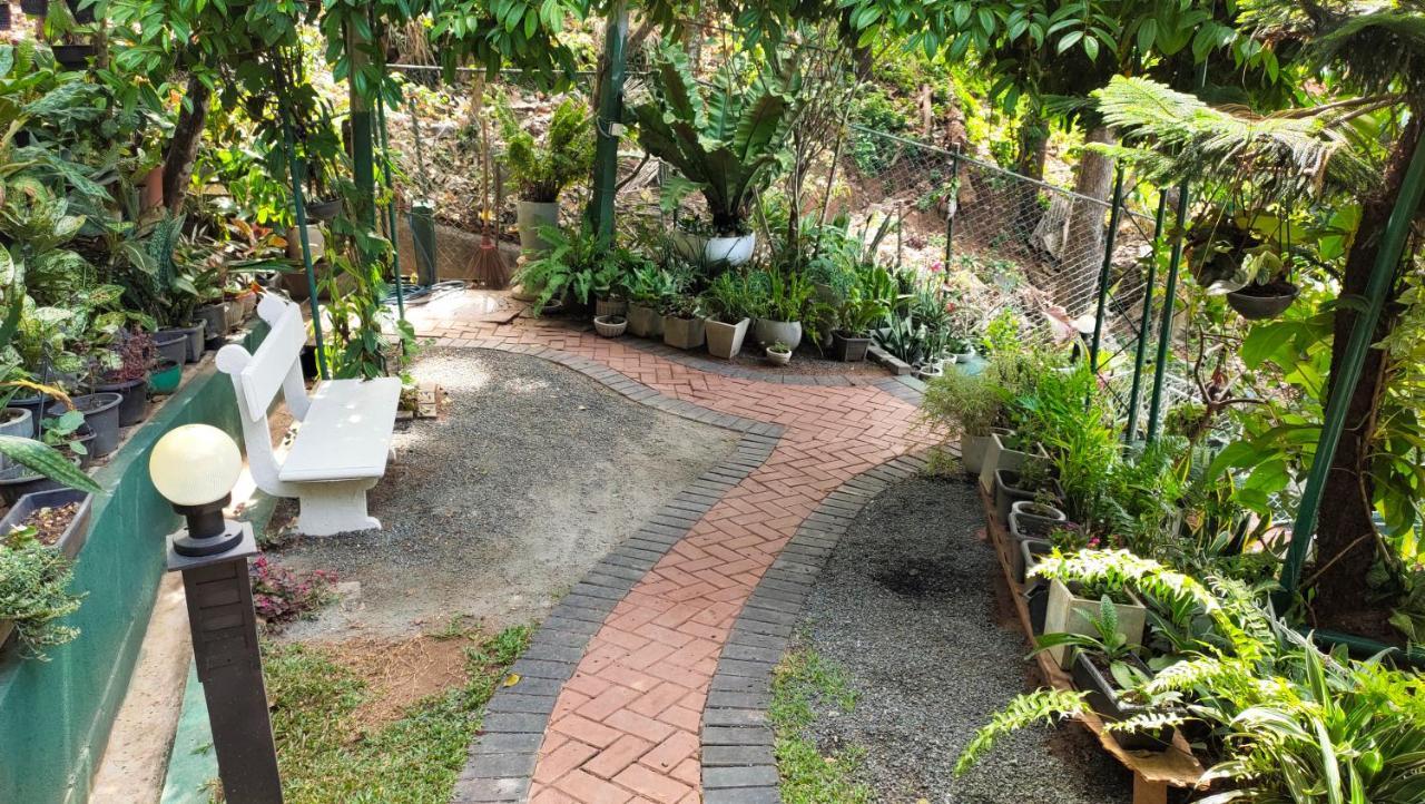 Marvel Hills Kandy Exterior foto