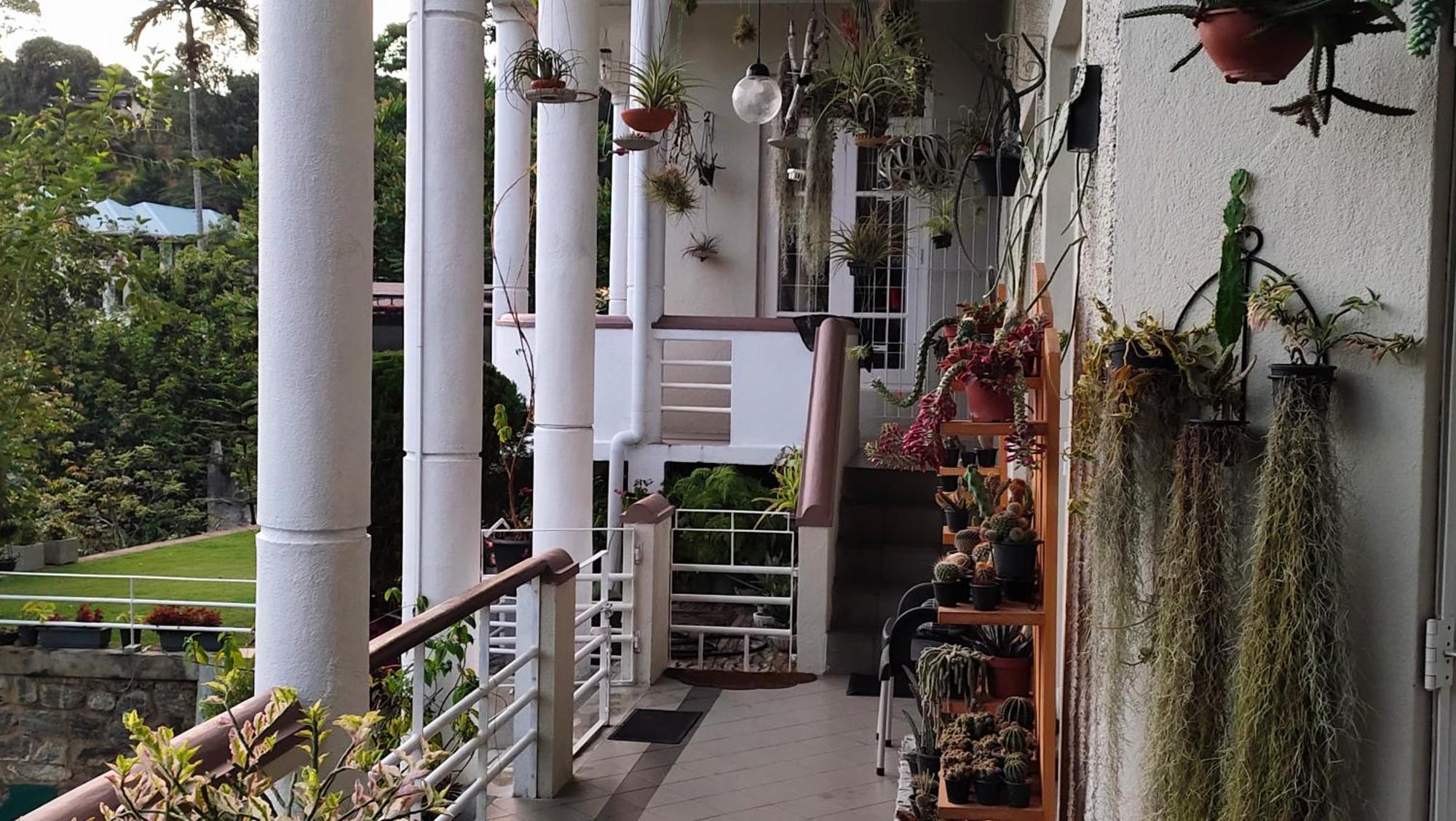 Marvel Hills Kandy Exterior foto